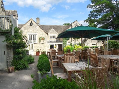The Village Pub .